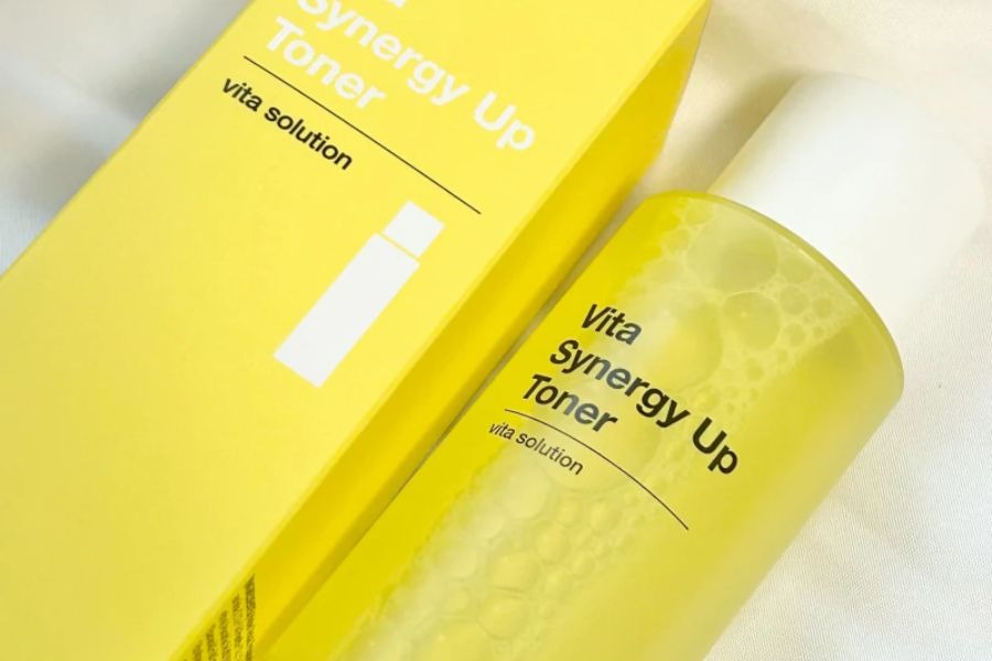 Nước hoa hồng Pour La Peau Vita Synergy Up Toner 150ml