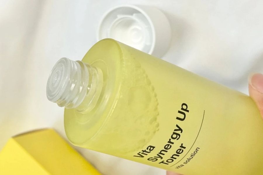 Nước hoa hồng Pour La Peau Vita Synergy Up Toner 150ml