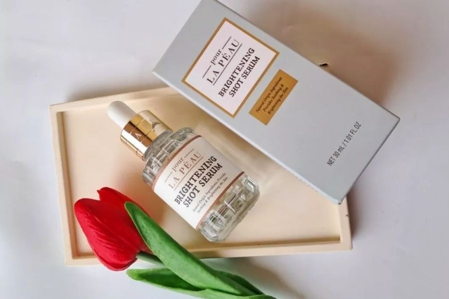 Tinh chất dưỡng trắng da Pour La Peau Brightening Shot Serum 30ml