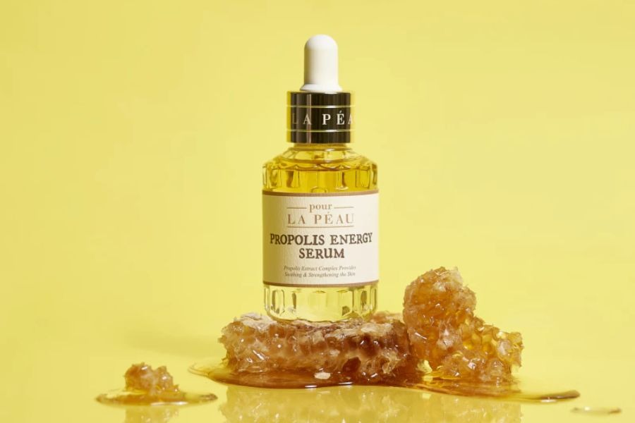 Tinh chất dưỡng chống lão hóa Pour La Peau Propolis Energy Serum 30ml