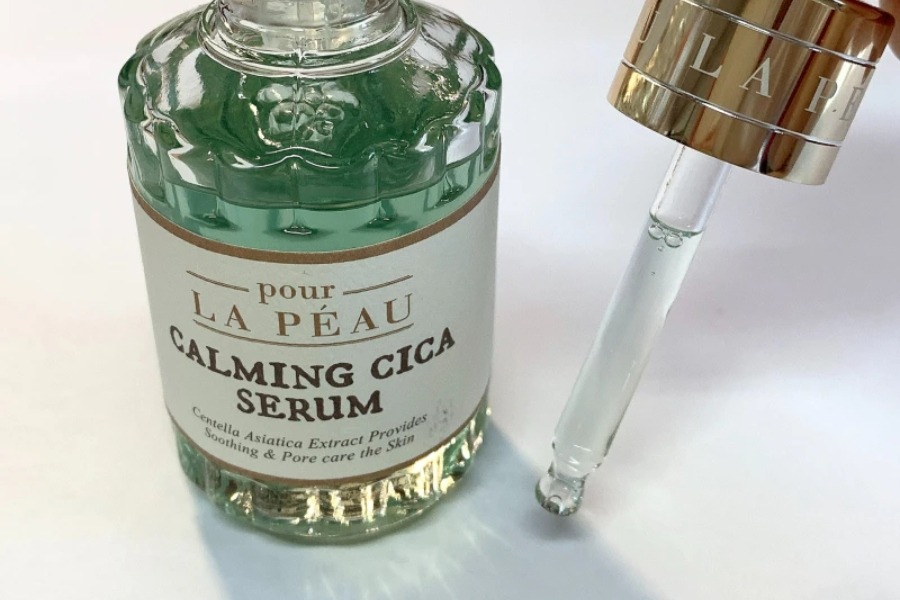 Tinh chất đưỡng cho da nhạy cảm Pour La Peau Calming Cica Serum 30ml