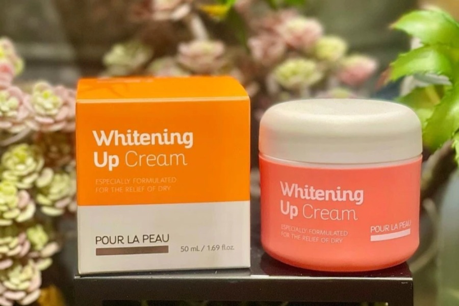 Kem dưỡng trắng nâng tông Pour La Peau Whitening Up Cream 50ml