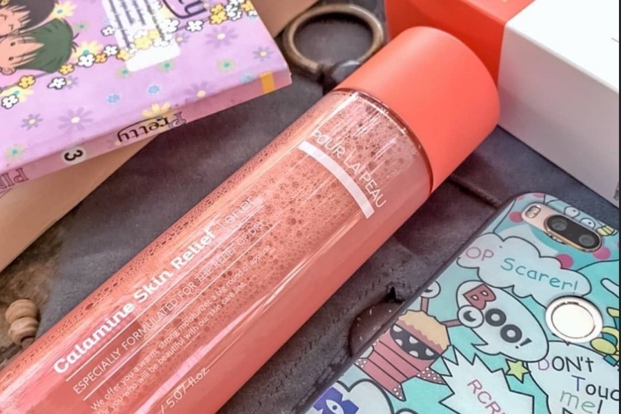 Nước hoa hồng cấp ẩm Pour La Peau Calamine Skin Relief Toner 150ml