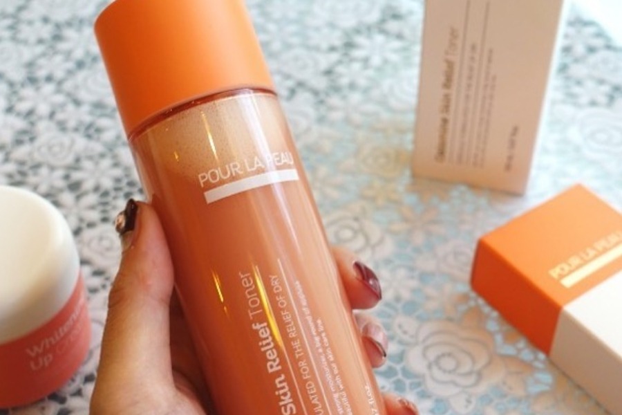 Nước hoa hồng cấp ẩm Pour La Peau Calamine Skin Relief Toner 150ml