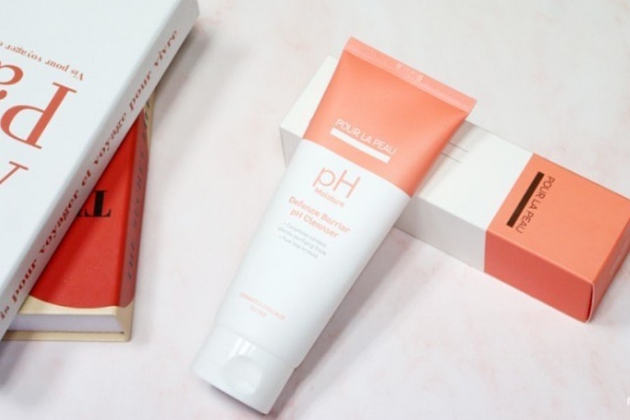 Sữa rửa mặt Pour La Peau Defence Barrier PH Cleanser 120ml