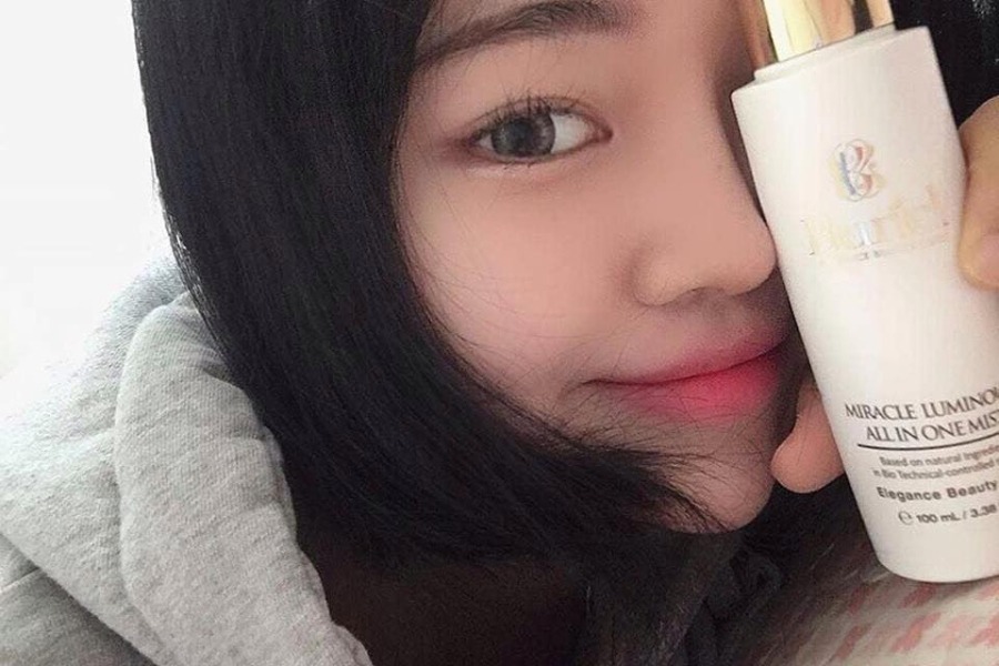 Xịt khoáng dưỡng da Buricl Miracle Luminous All in One Mist 100ml
