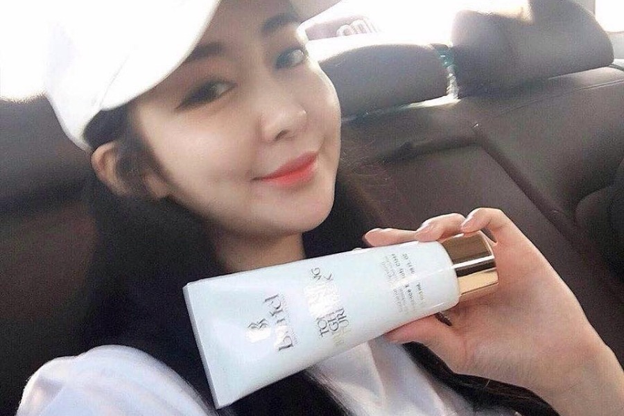 Mặt nạ dưỡng trắng da Buricl Tone up Brightening Pure Pack 100ml