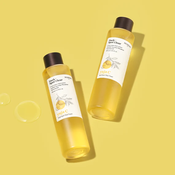 Nước hoa hồng dưỡng trắng da Skinfood Yuja C Dark Spot Clear Toner 200ml 1