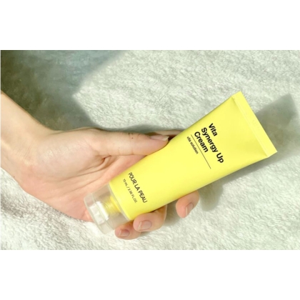 Kem dưỡng trắng da Pour La Peau Vita Synergy Up Cream 70ml