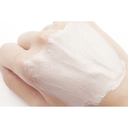 Mặt nạ giúp se khít lỗ chân lông Rokkiss Tightening Pore Clean Pack 150g