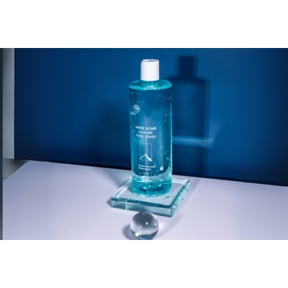 Nước hoa hồng đường da Rokkiss Water Bomb Glaciar Pore Toner 500ml