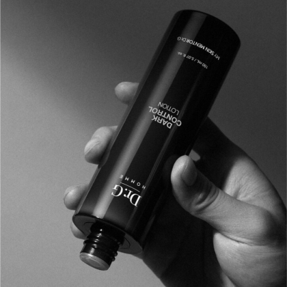 Sữa Dưỡng Trắng Da Cho Nam Dr.G Homme Dark Control Lotion 150ml